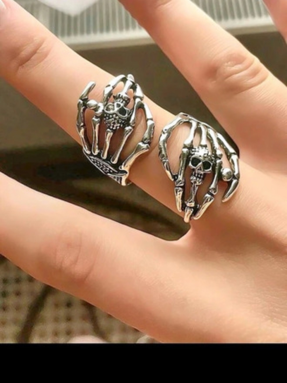 SKULL FINGER RING - Picture 3 of 3
